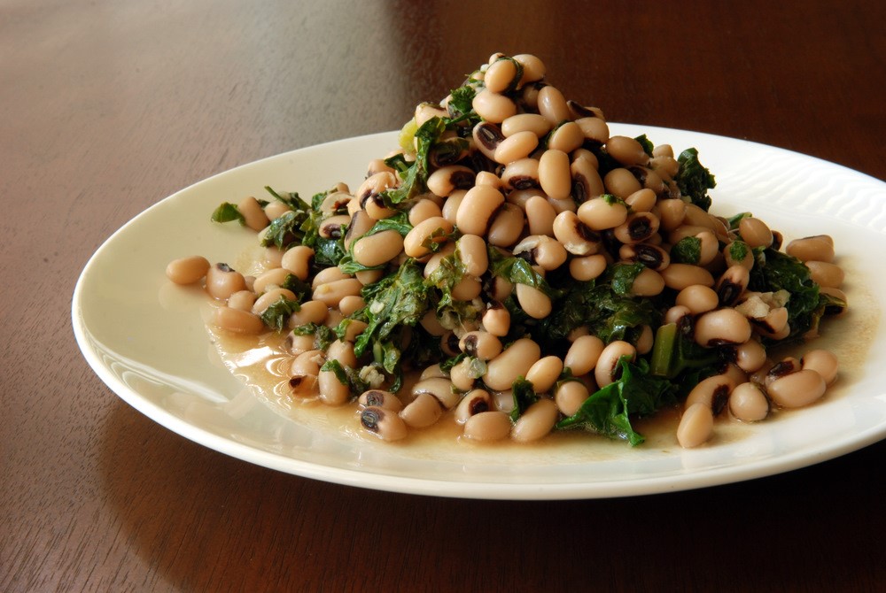 black-eyed-peas-a-food-that-is-believed-to-bring-you-good-luck-for-the-year-ahead-from-the-south